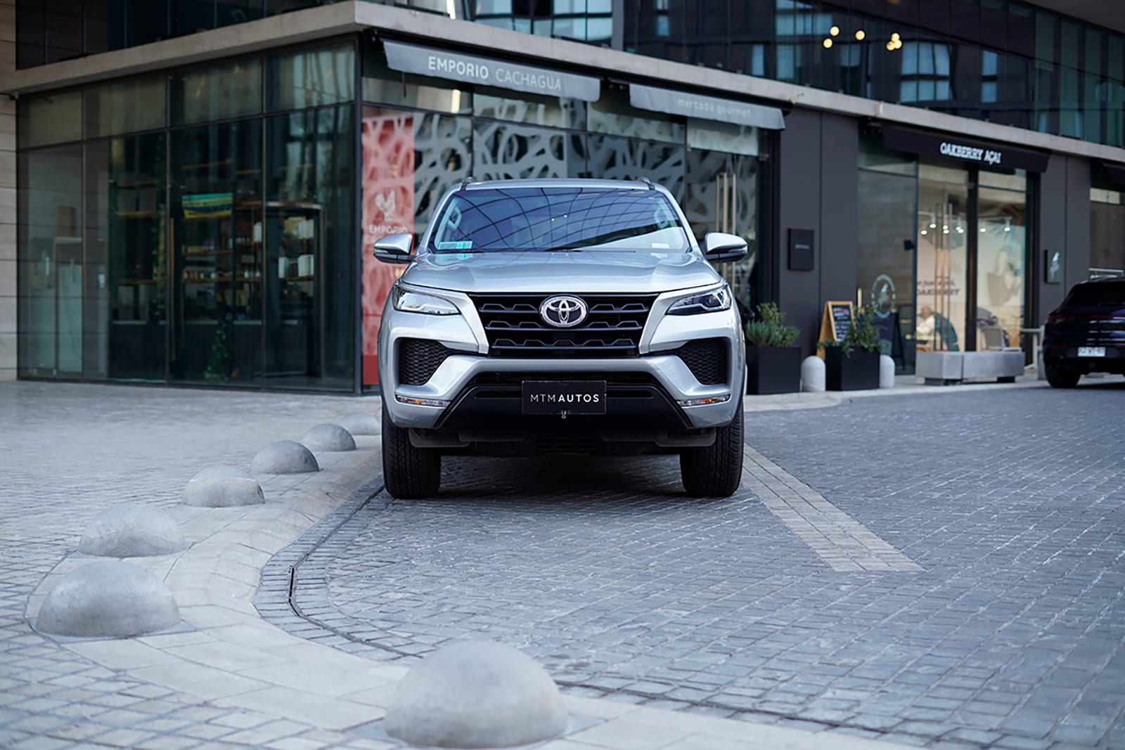 Toyota Fortuner SR5 2.8 TDI 2025, foto 1 de 20