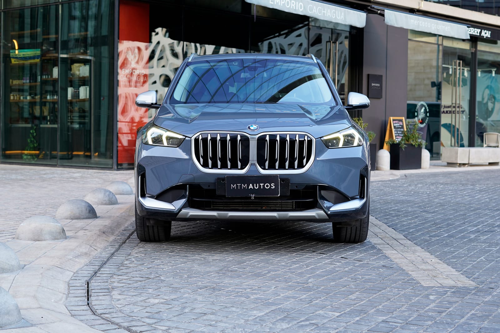 BMW X1 18i sDrive xLine 2023, foto 1 de 15